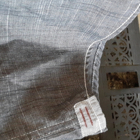 Tranquility Mayhem size medium dark grey short sleeve designer casual shirts - Picture 4 of 12